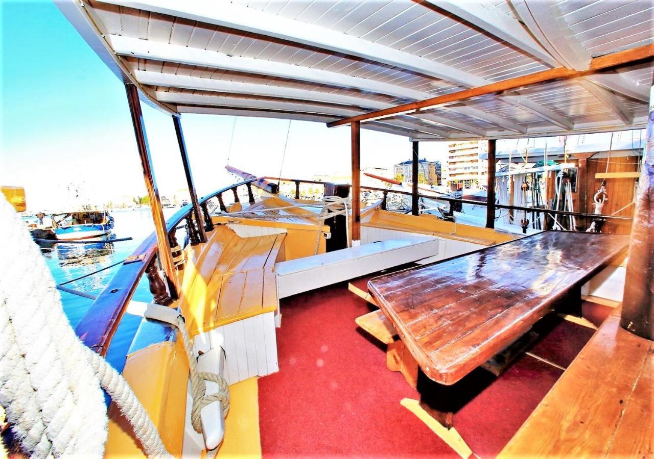 Rhythm Floating Hostel - Zadar Exterior foto